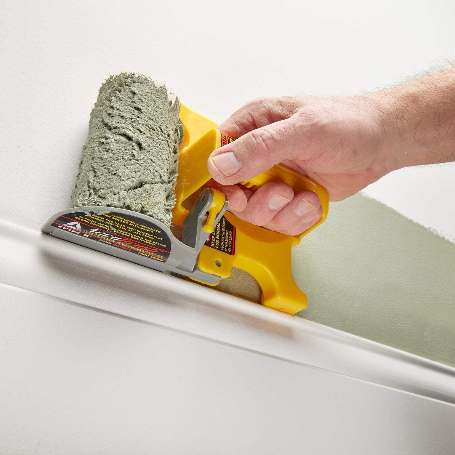 Rouleau à Peinture Innovant avec Bouclier Intégré | Peinture Rapide et Propre pour Bords Parfaits 2