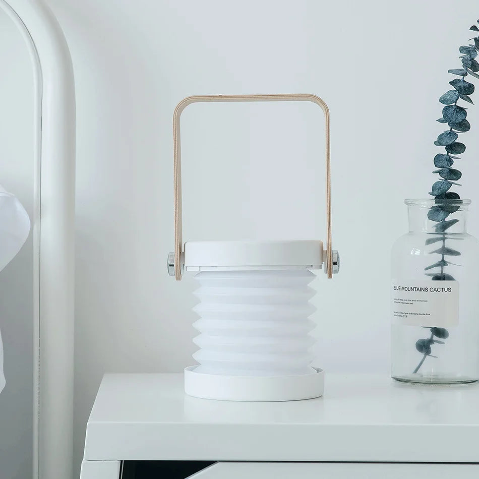 CompactGlow - Lampe de Bureau LED Pliable pour la Maison et le Voyage