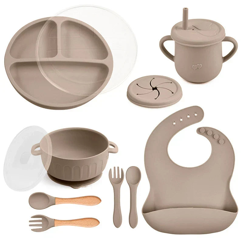 BabyCare Set - Service 10 Pièces Sans BPA pour Bébé