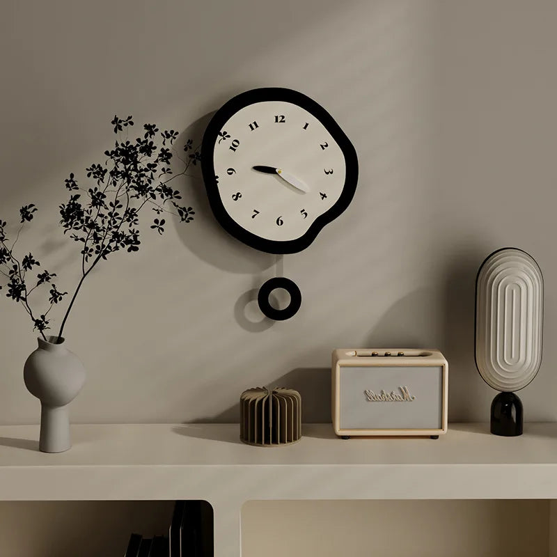 NordicClock - Horloge Murale Scandinave Élégante et Silencieuse