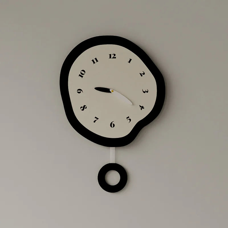 NordicClock - Horloge Murale Scandinave Élégante et Silencieuse