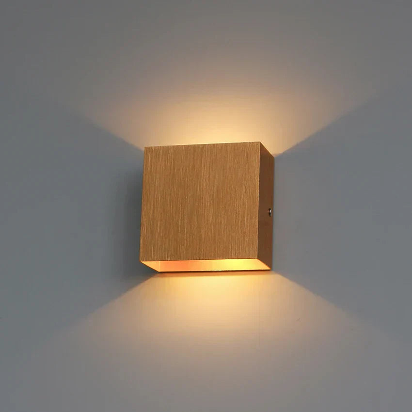 Clairis – Applique Murale LED Élégante pour un Intérieur Moderne
