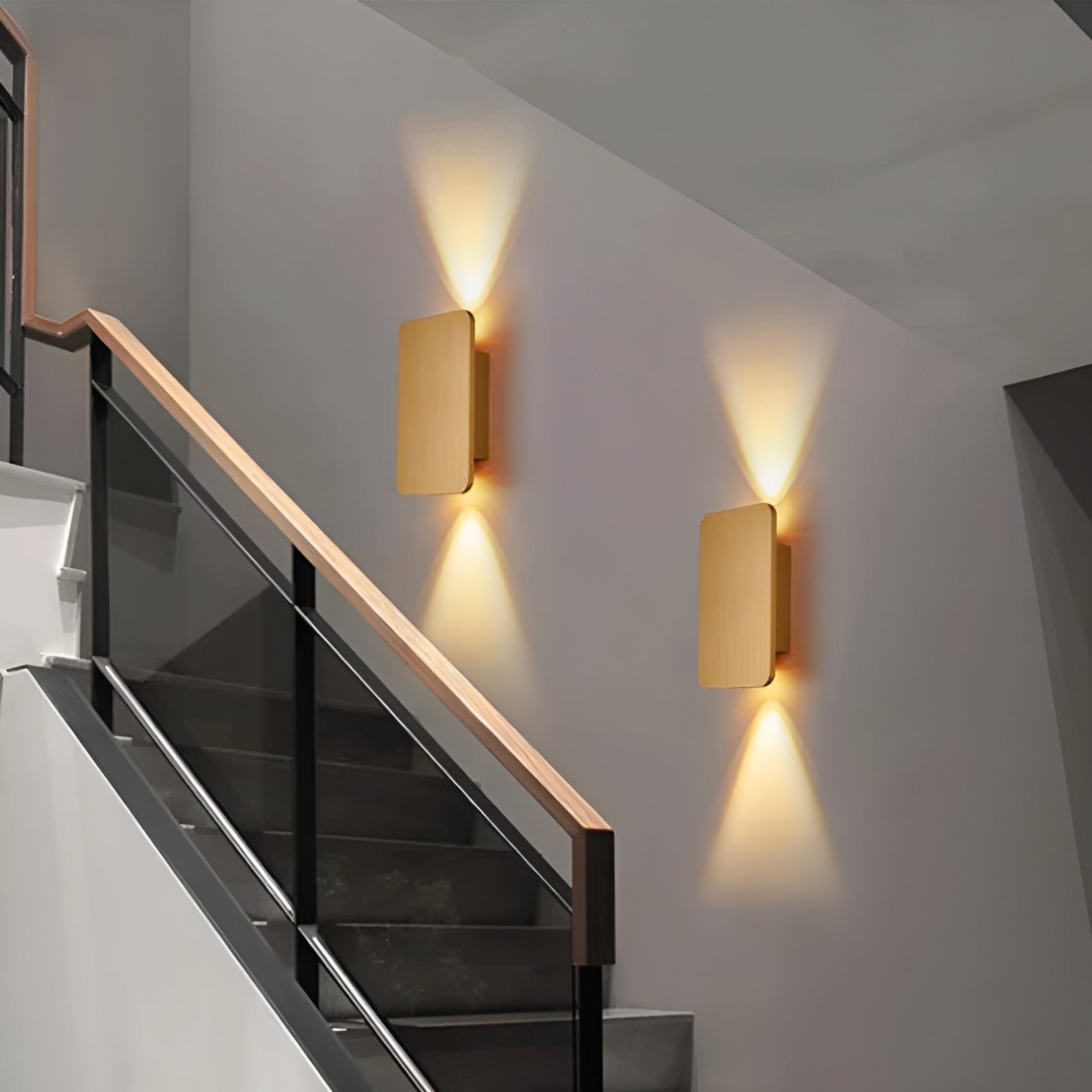 ScandiLuxe | Élégante Applique Murale Design LED pour Salon Moderne 7