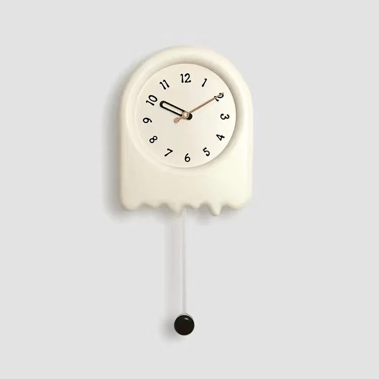 CremePendulum Clock - Horloge murale a pendule au design coreen moderne