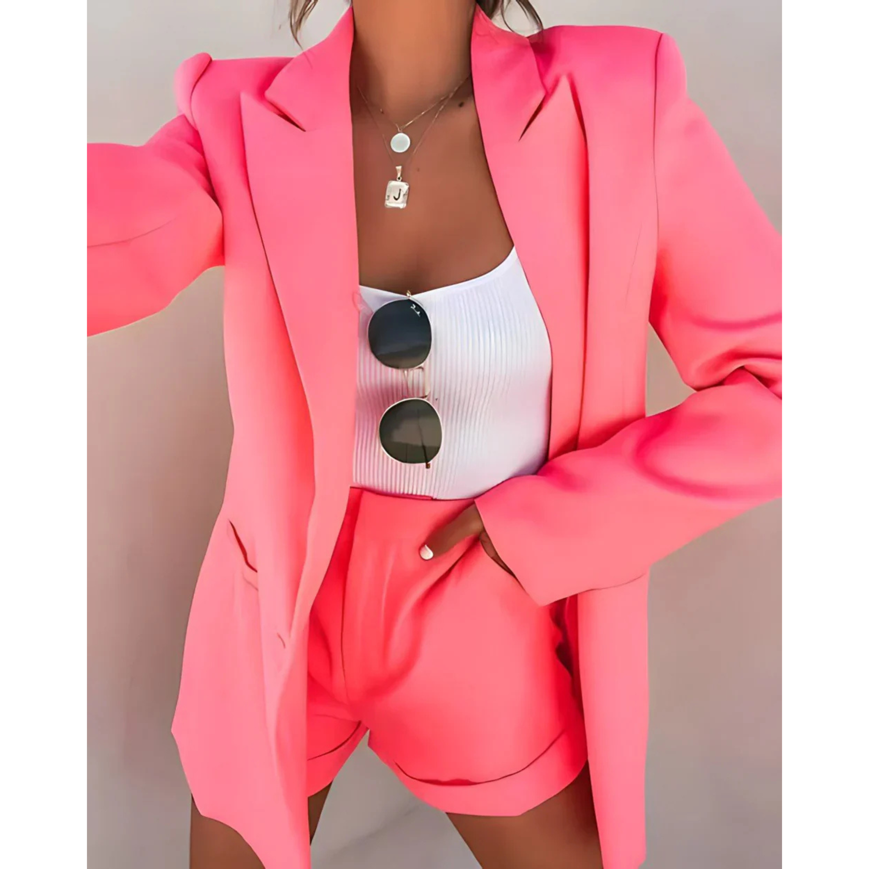 Sophie | Élégant Ensemble Tailleur Femme Blazer & Shorts 0