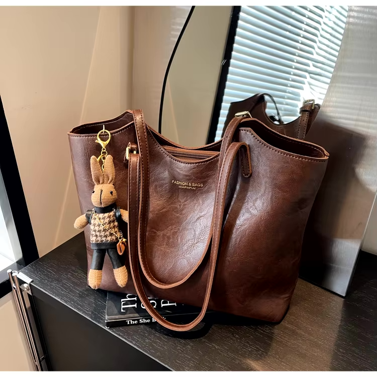 Sophie | Élégant Sac Fourre Tout Femme en Cuir Végétalien Spacieux 4