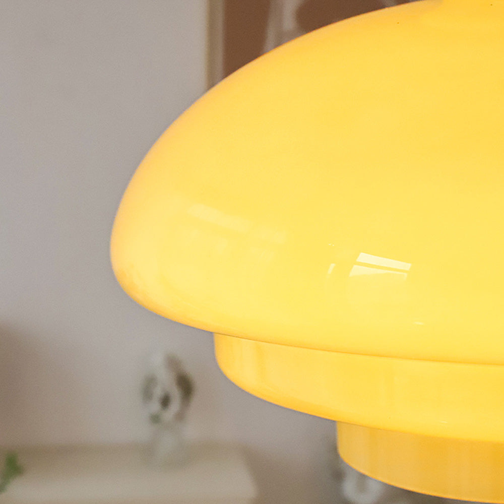 VerreBauhaus | Élégante Suspension Vintage en Verre Jaune Crème 6