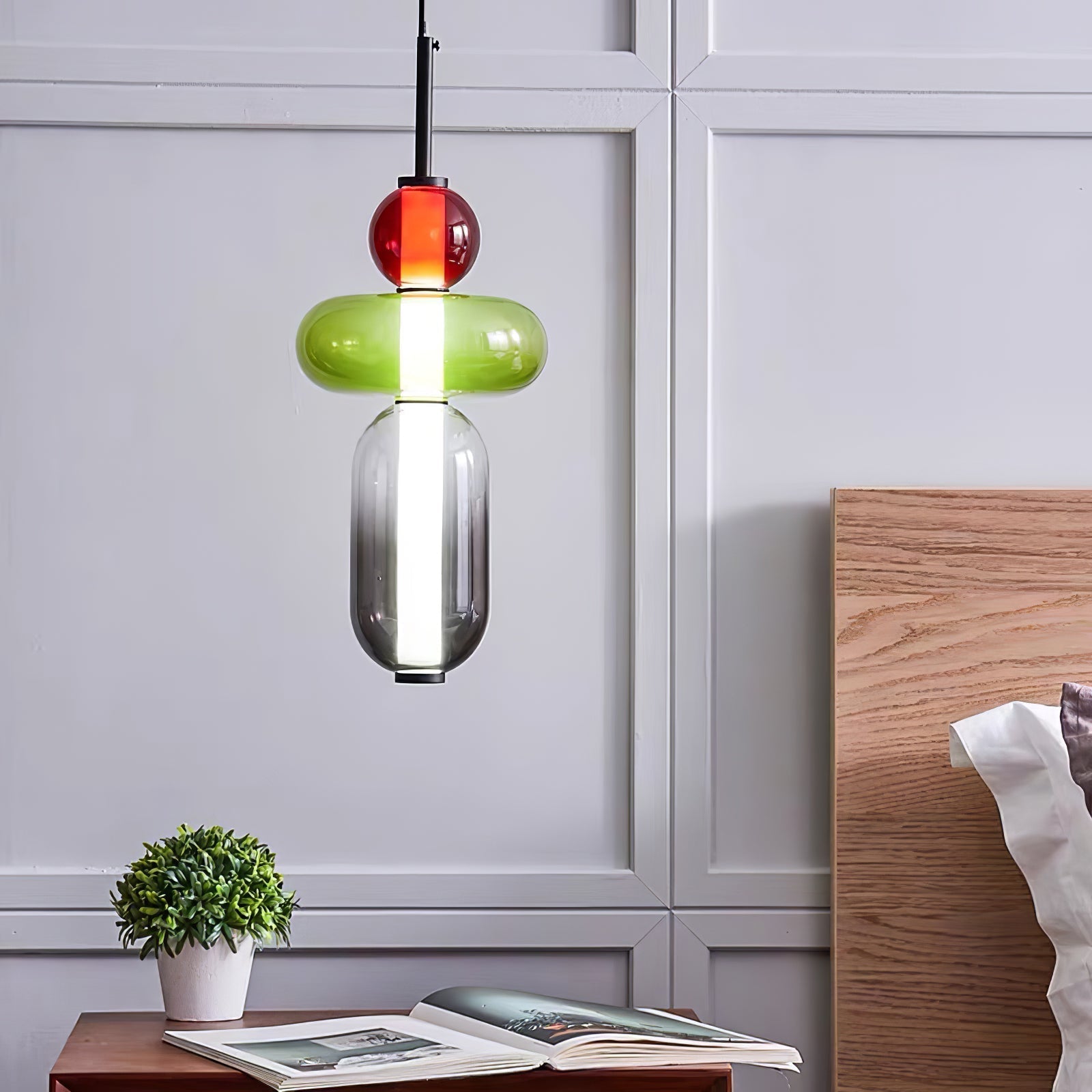 VerreConfetti | Élégante Lampe Suspendue en Verre Coloré Moderne 5