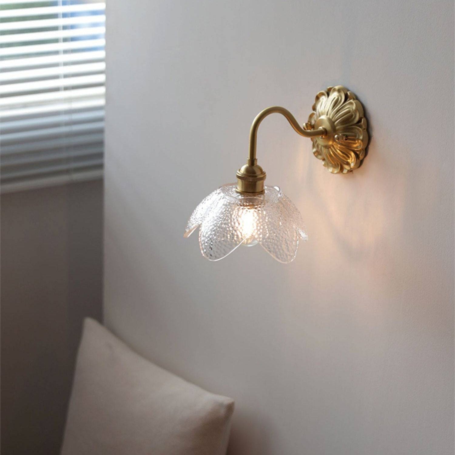 VerreCuivre | Élégante Applique Murale Design pour Chambre et Salon 9