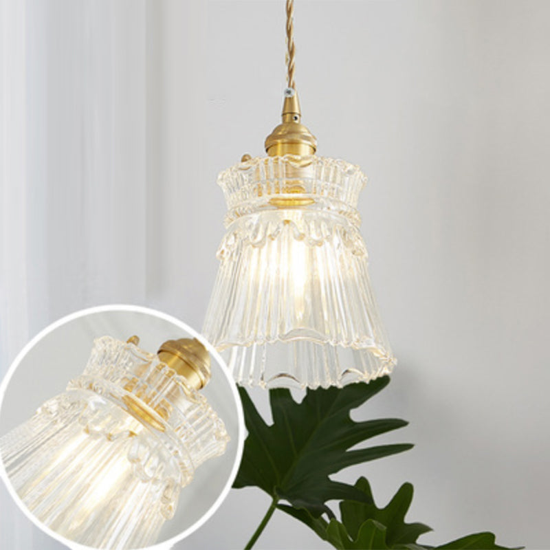 VerreLuxe | Élégante Suspension en Verre Design Industriel pour Restaurant 10
