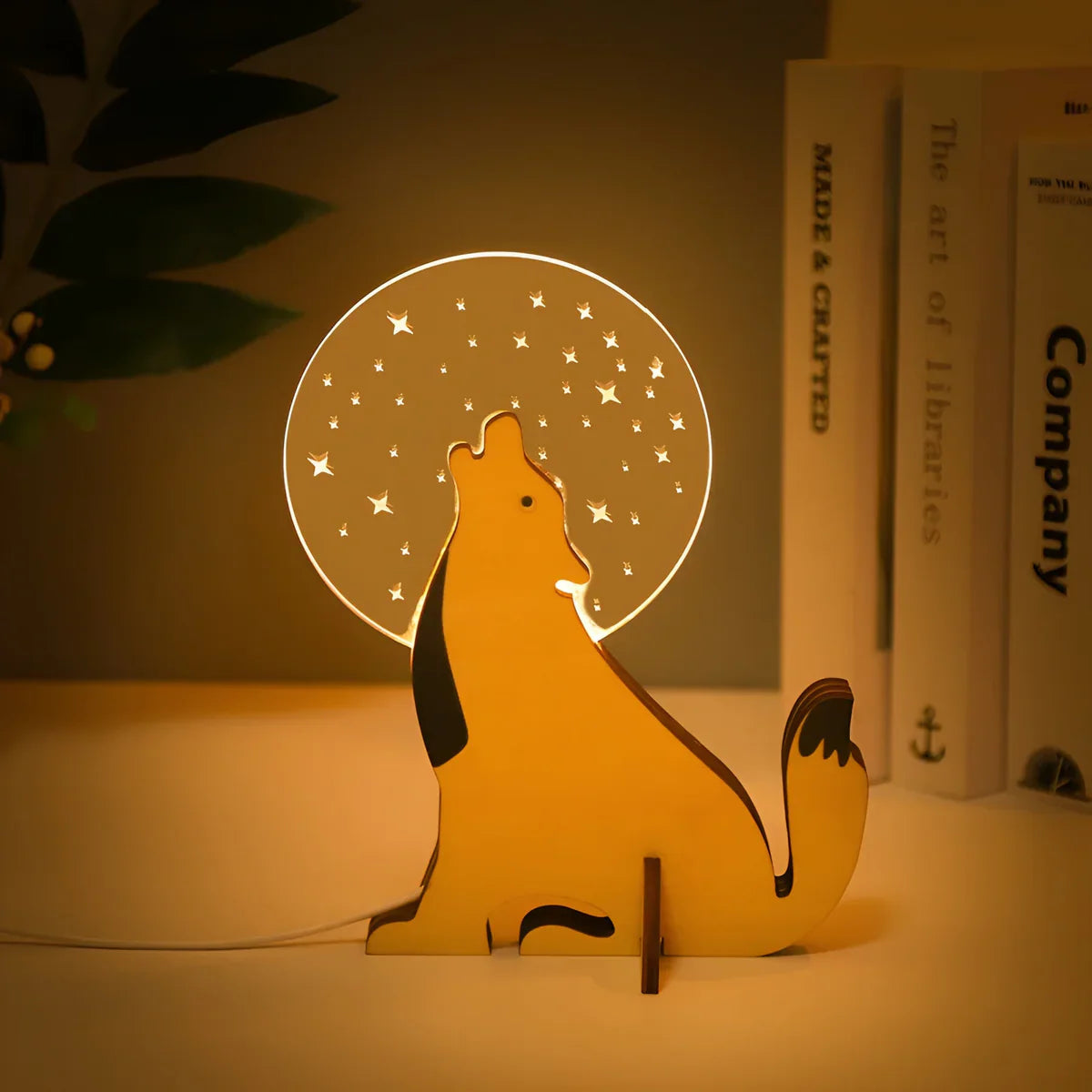 WildGlow | Charmante Lampe de Table Animaux en Bois Éclairante 5