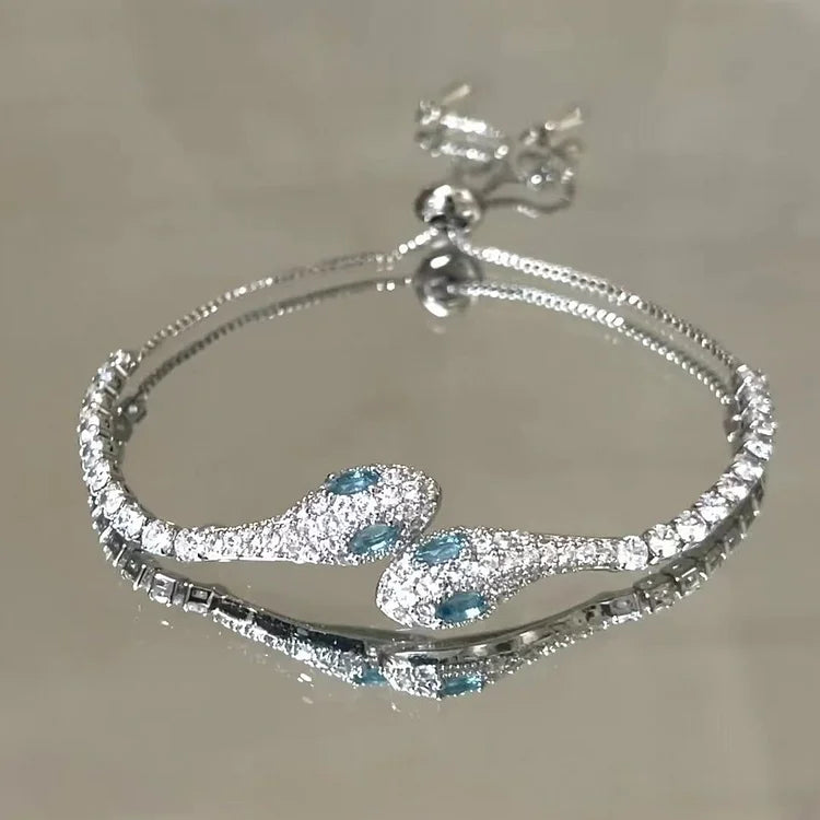 Lyra - Bracelet serpent en zircone et argent, mystique chic