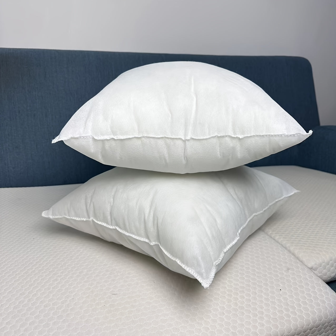 CozyNest Cushions - Coussins de garnissage moelleux pour canapé et lit (lot de 2)