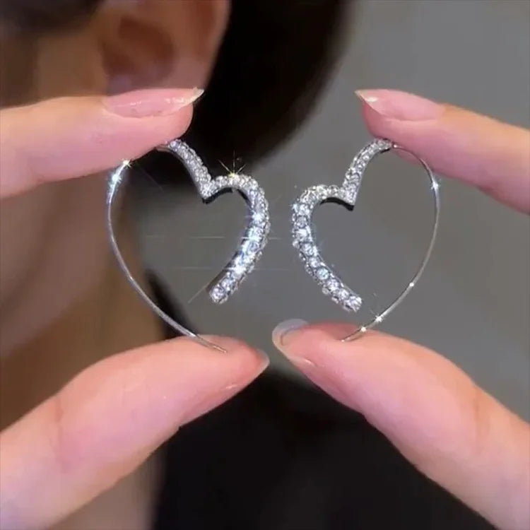 Eliana - Boucles cœur en zircone, glamour et douceur
