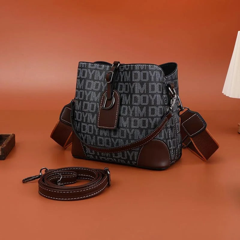LuxeCarry - Sac Bandoulière Cuir Spacieux Élégant