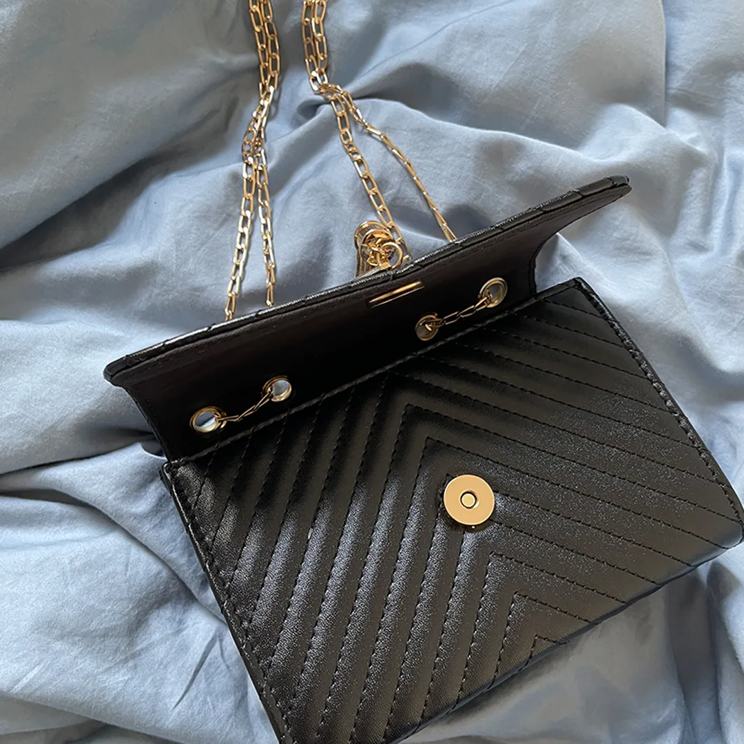 Jannete Luxe Handbag – Élégance Intemporelle