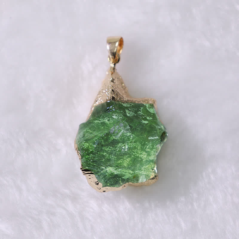 Lyra - Collier moldavite naturelle élégant