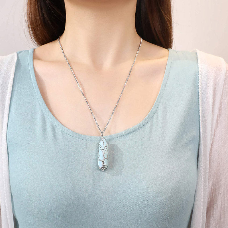 Elara - Collier arbre de vie en cristal et pierre précieuse