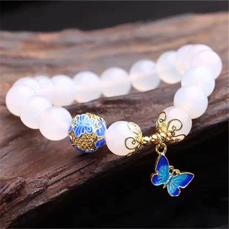 Bracelet à breloque papillon - Breloque en agate blanche perlée