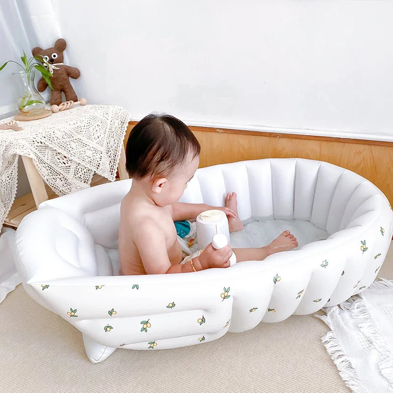 Blow Up Baby Bath - Baignoire Bébé Gonflable pour Intérieur et Extérieur