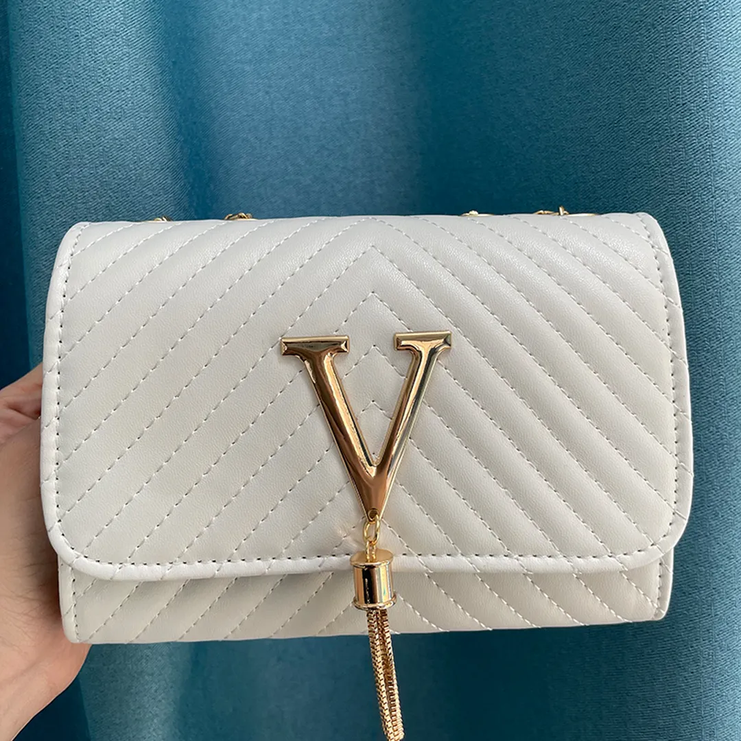 Jannete Luxe Handbag – Élégance Intemporelle