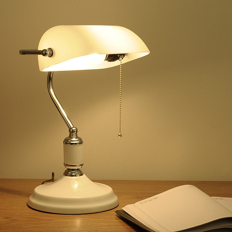 RetroDesk Lampe – Lampe de Bureau Vintage Années 50 | Design Classique & Élégant