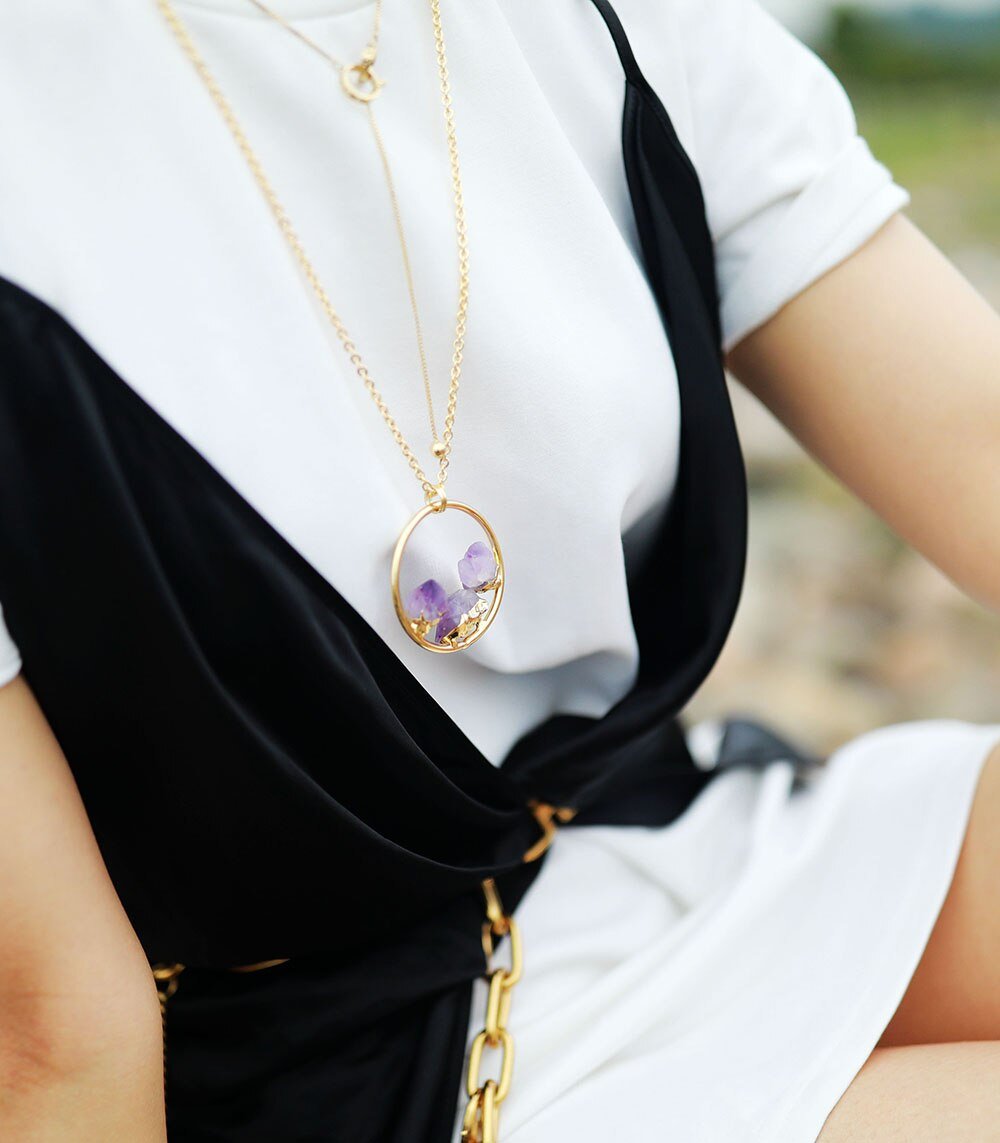 Evelyne Necklace – Collier Améthyste Brute Élégant