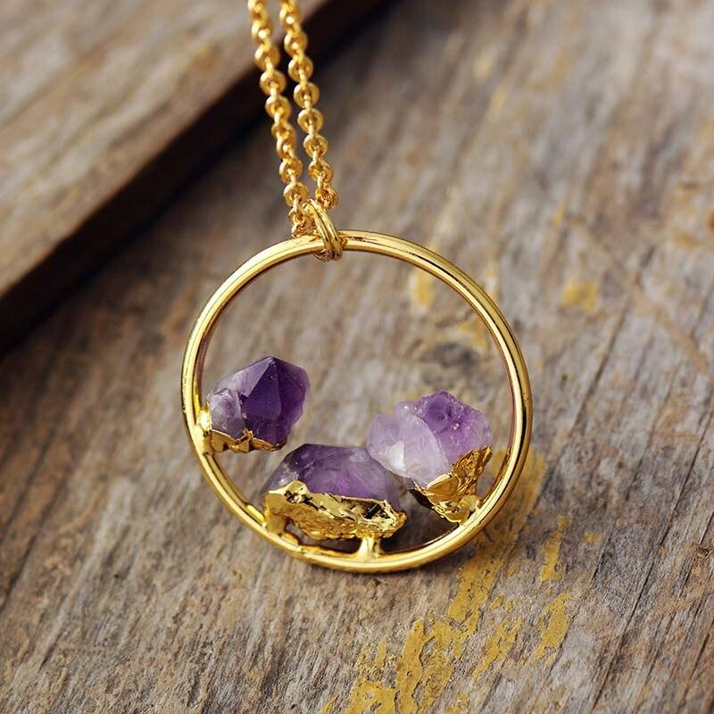 Evelyne Necklace – Collier Améthyste Brute Élégant