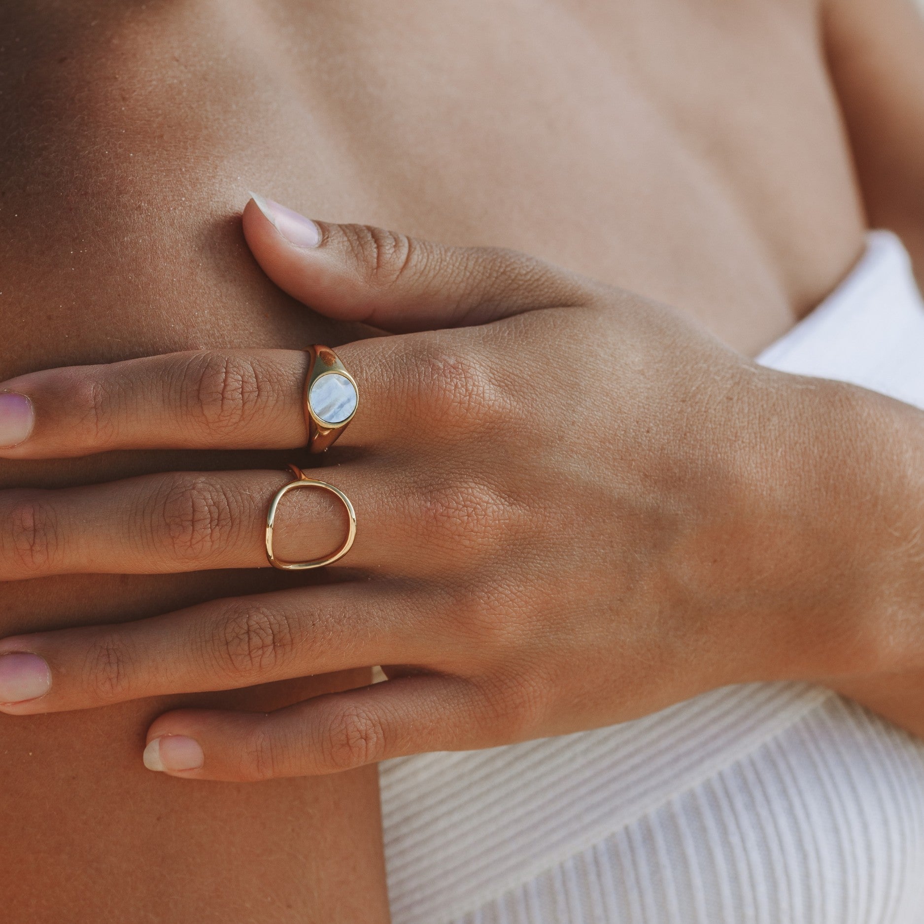 Noa - Bague ovale minimaliste