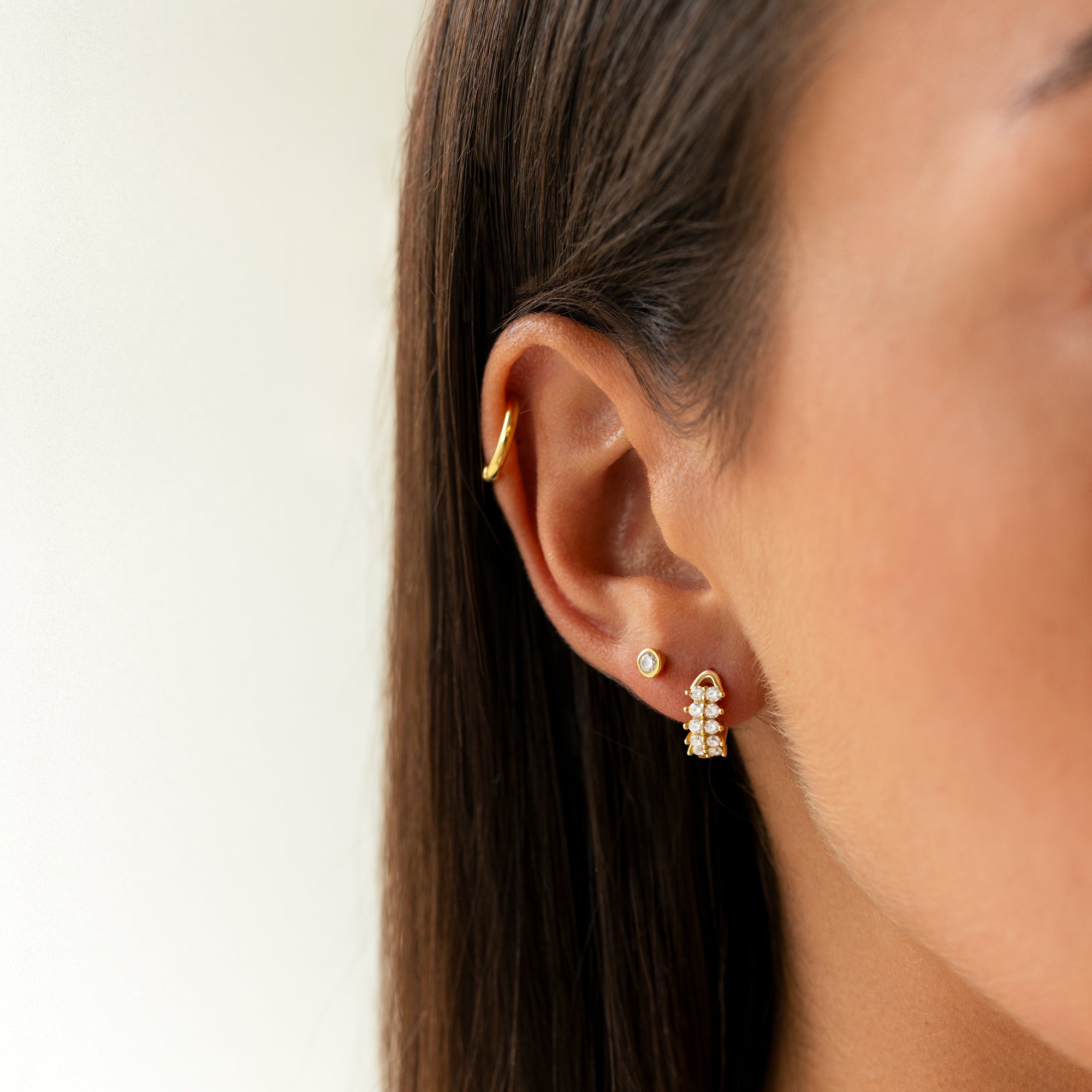 Amira - Boucles cercle en zircone, argent 925 compact et chic