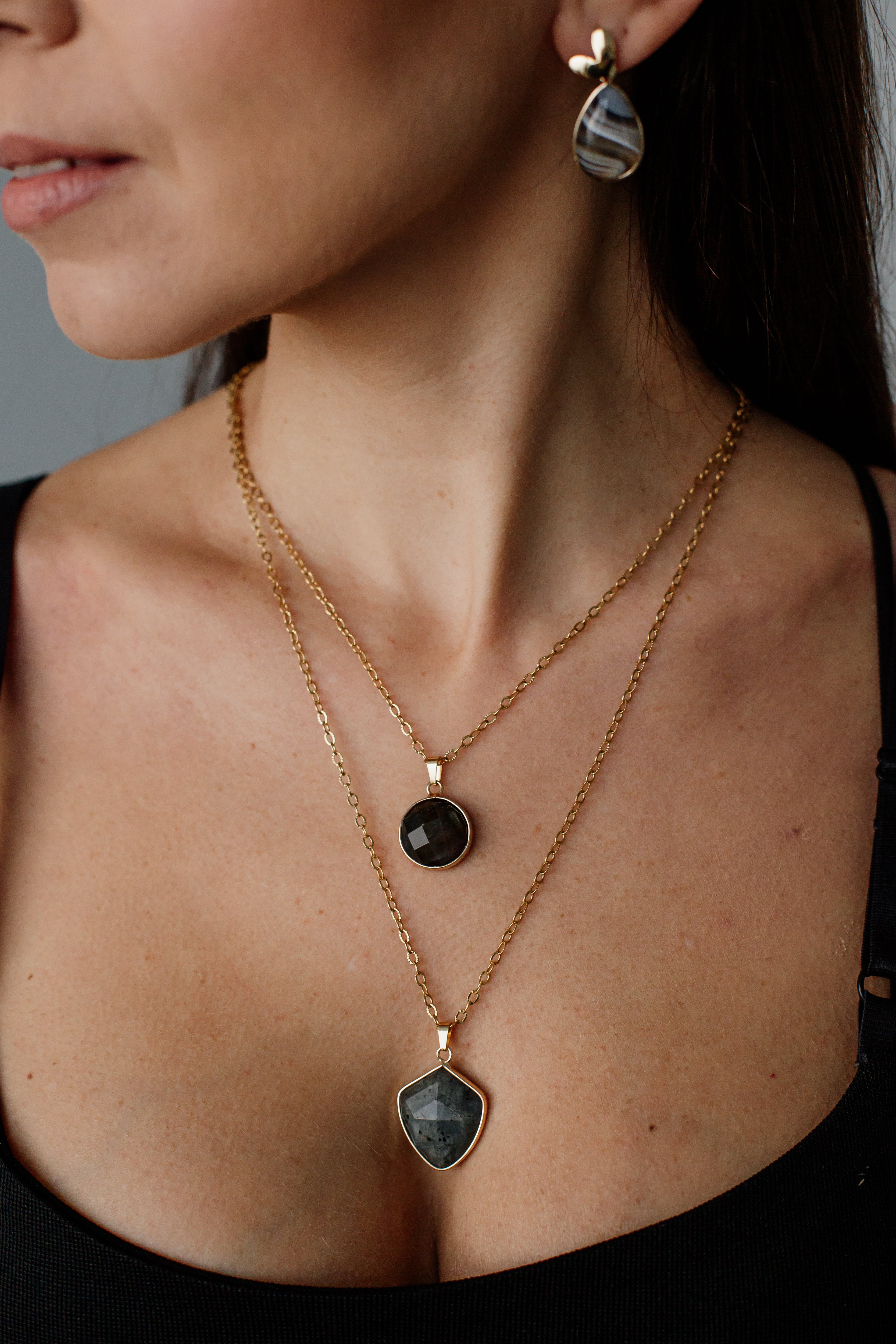 Valoria - Collier pendentif en labradorite
