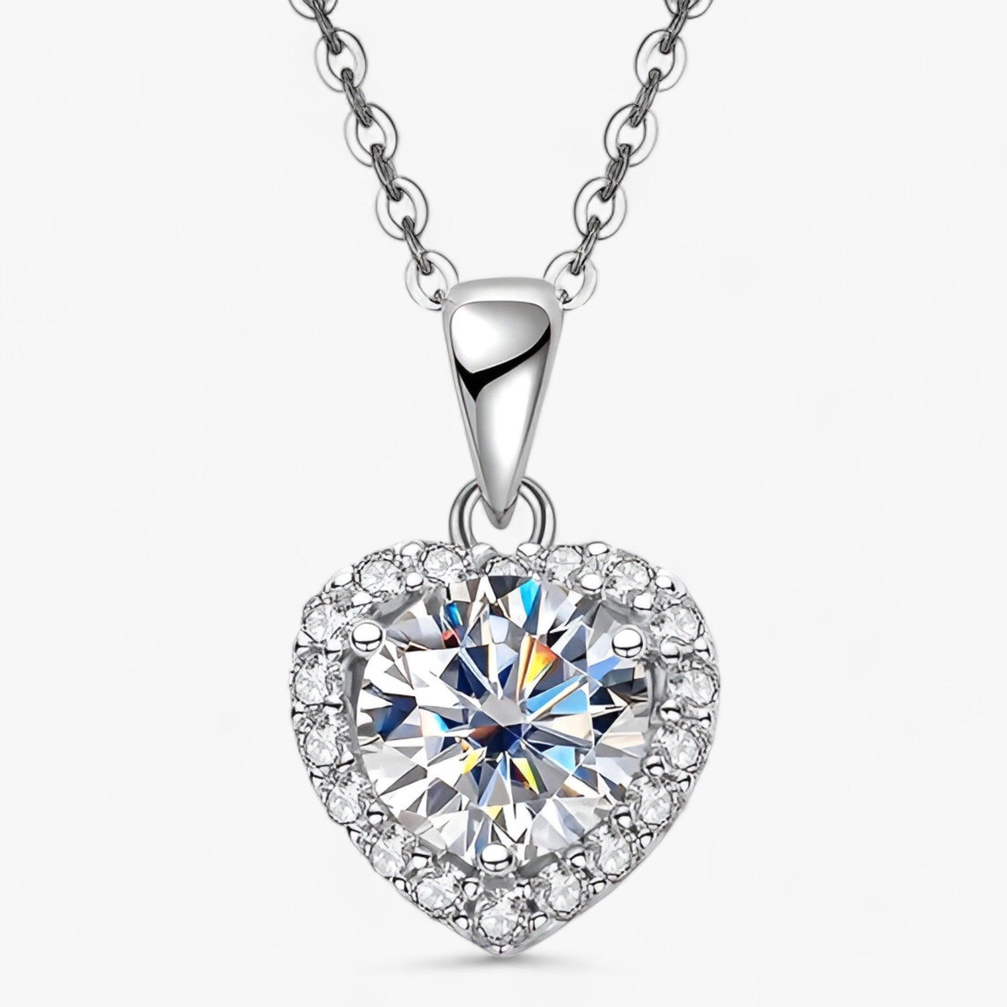 Amouria - Collier Pendentif Cœur Moissanite Luxueux