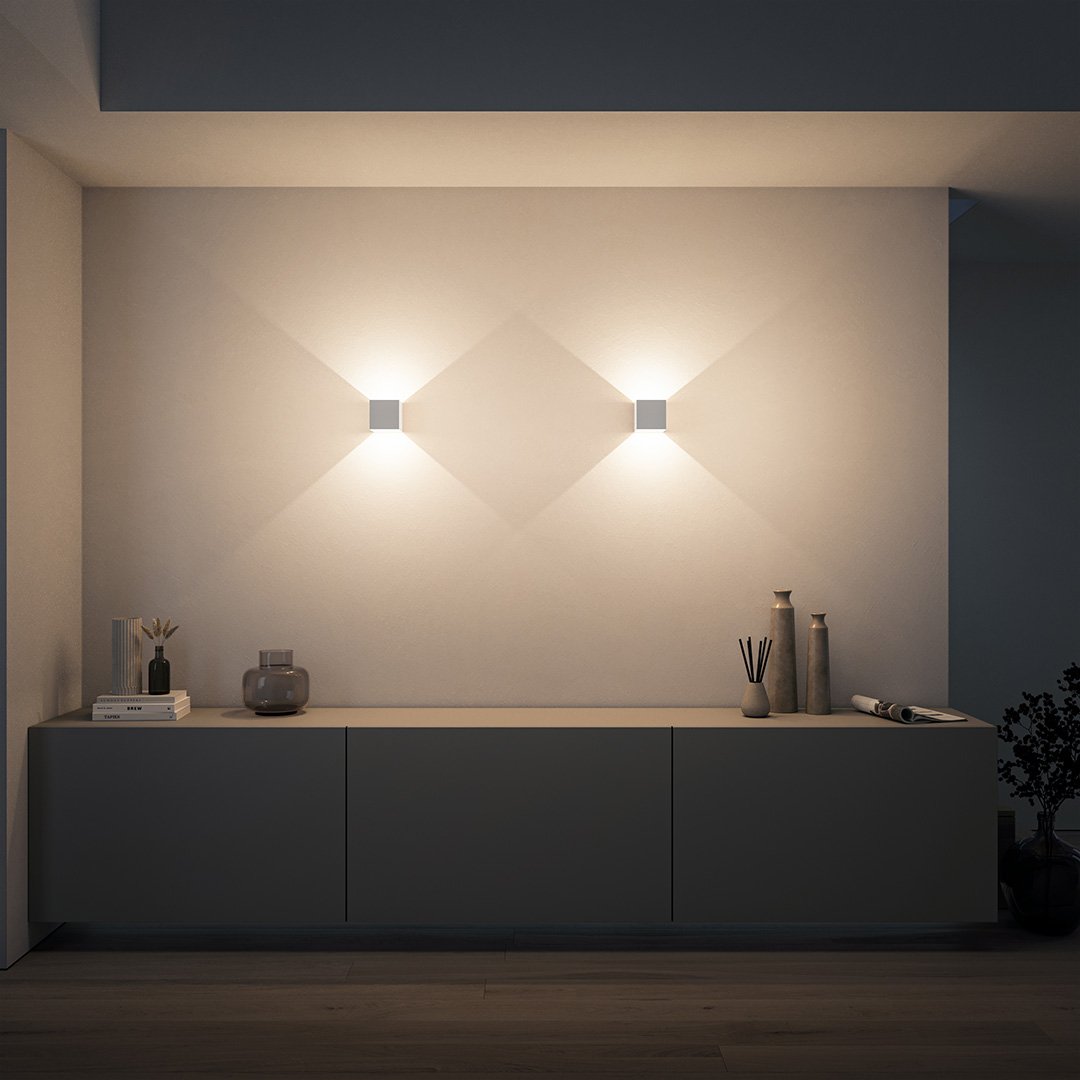 LumiGuard - Applique Murale Extérieure Élégante à Lumière Chaude